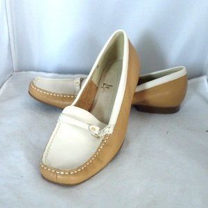 Life Stride 9M loafers cream tan gold preppy flats moccasins leather